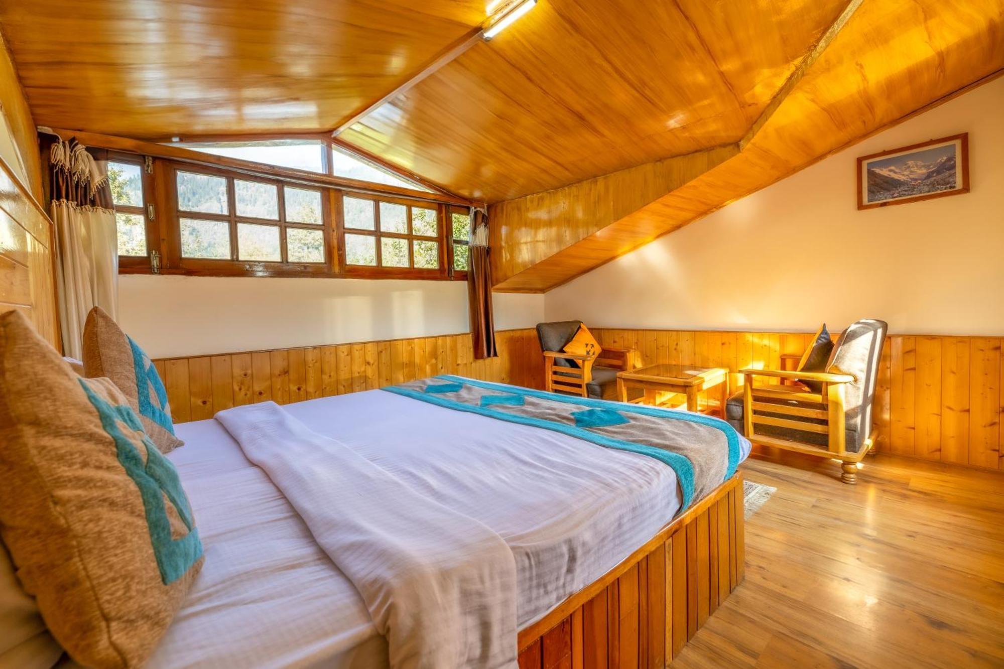 Hide-In Old Manali Hotel Екстериор снимка