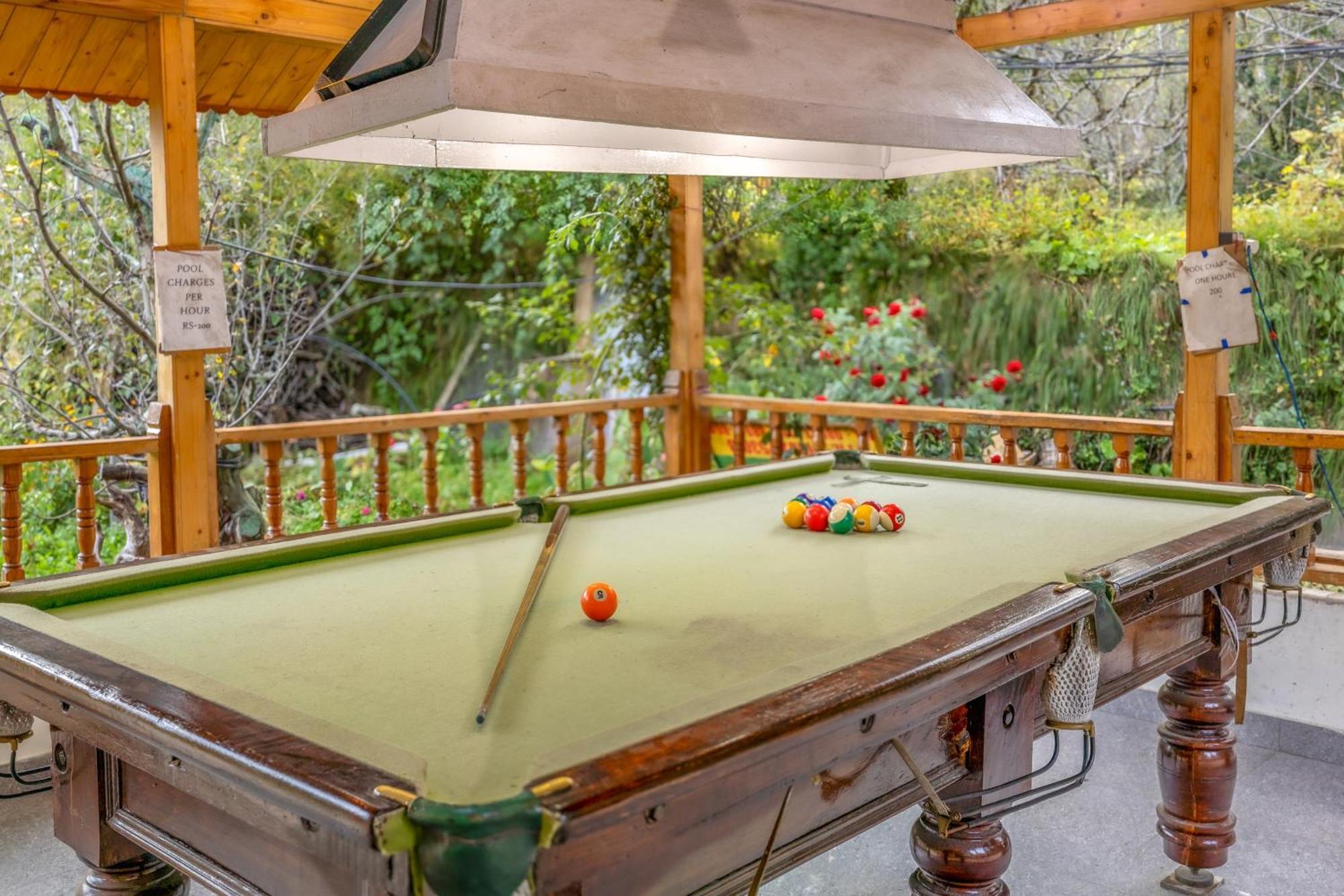 Hide-In Old Manali Hotel Екстериор снимка
