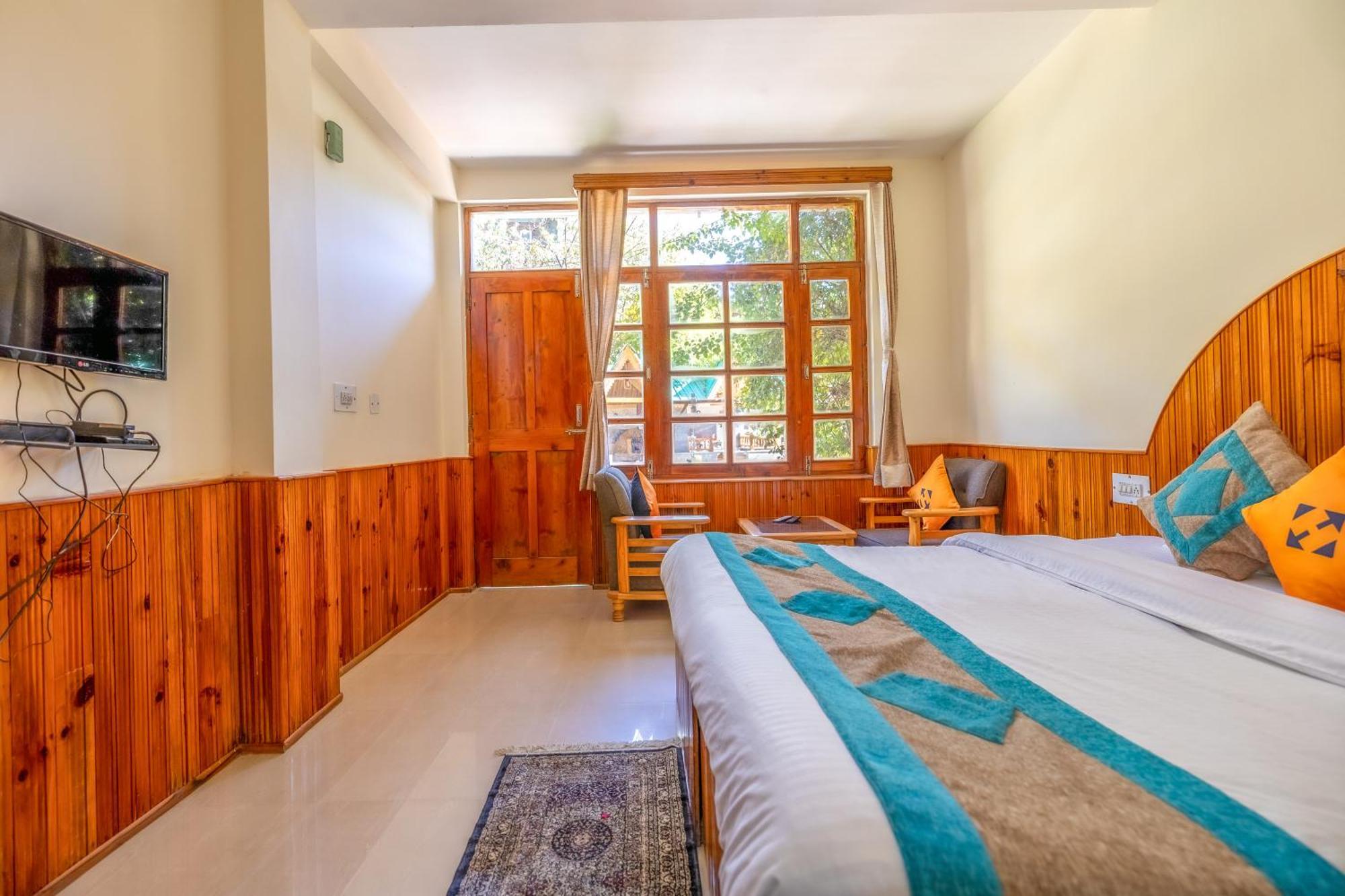 Hide-In Old Manali Hotel Екстериор снимка