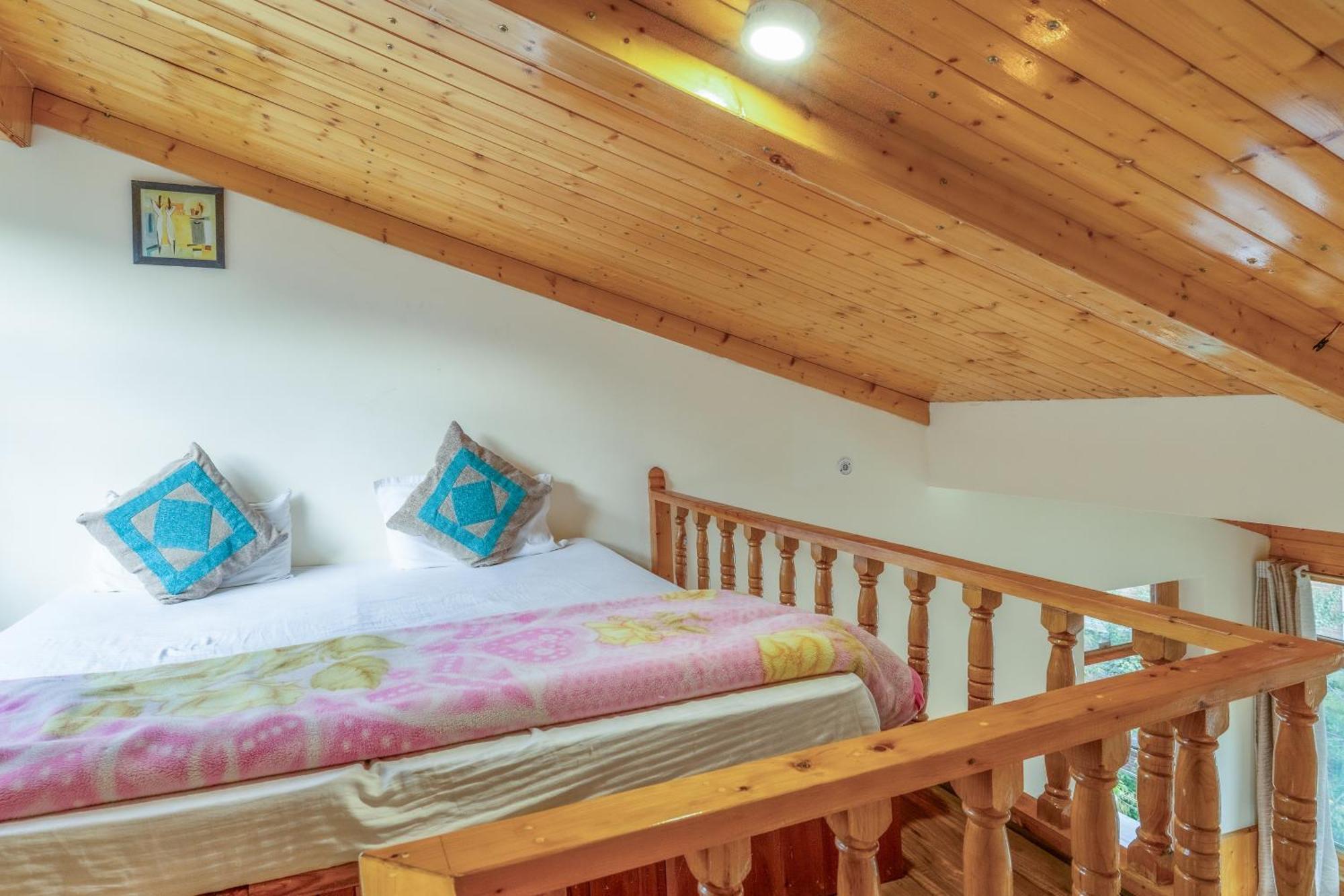 Hide-In Old Manali Hotel Екстериор снимка